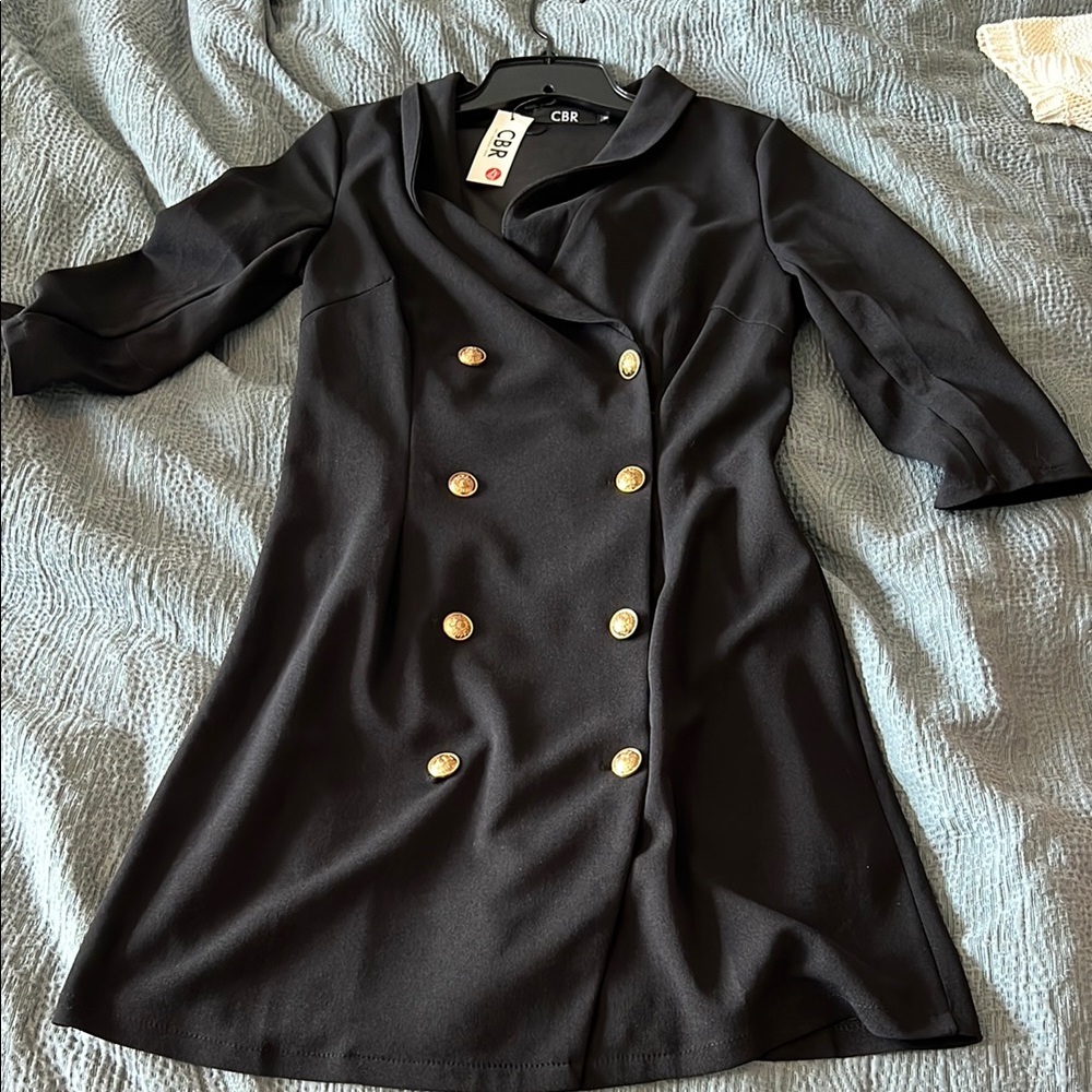 NWT CBR Black and Gold Sheath Dress with Notched Collar